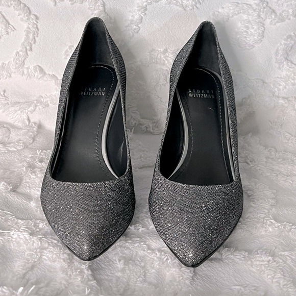 Stuart Weitzman Shoes - STUART WEITZMAN • PINOT PEWTER METALLIC EVENING HEEL • GUC